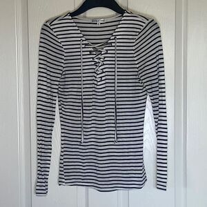 Fits + Eddi long sleeve drawstring top size xs